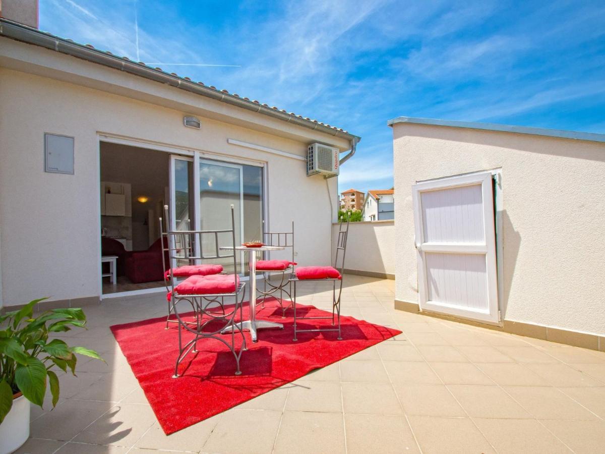 Apartments Franny Novi Vinodolski Exterior foto